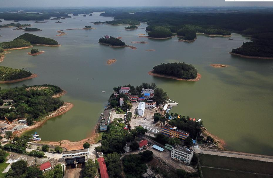 航拍广西北海市星岛湖青海水土保持代办公司