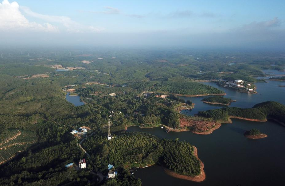 航拍广西北海市星岛湖青海水土保持代办公司